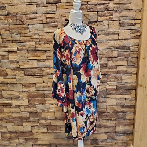 PAISLEY GRACE TUNIC 3/4 SLEEVE POLY/SPANDEX SIZE XL - Picture 2 of 7